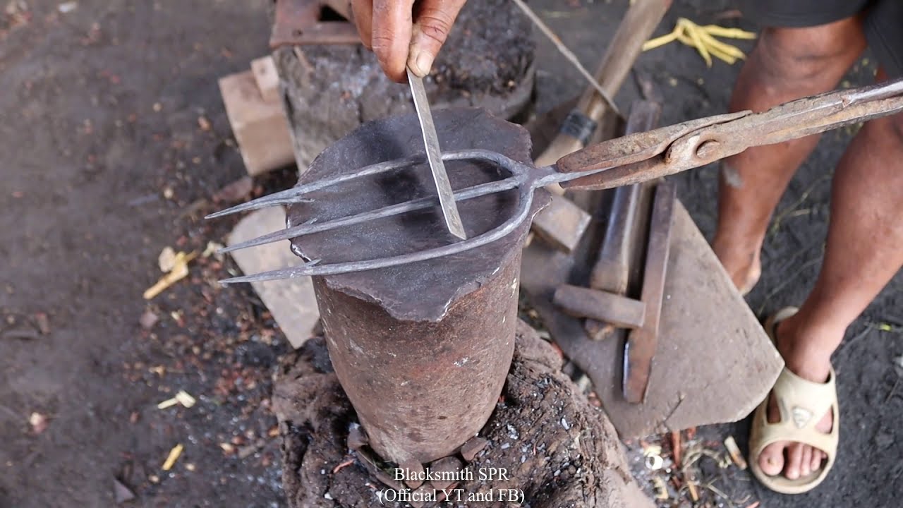 ​​ TURNING A BUNCH PIECE OF REBAR INTO 3-PRONGED FISHING SPEAR