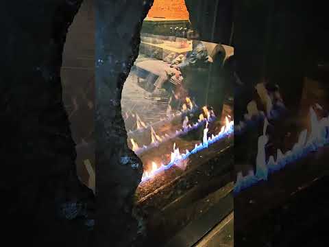 여기 앉으면 못 일어남? 불멍! You sit here… you’re not getting up! #최정화랑데부 #choijwrendezvous #불멍 #fireplace thumbnail