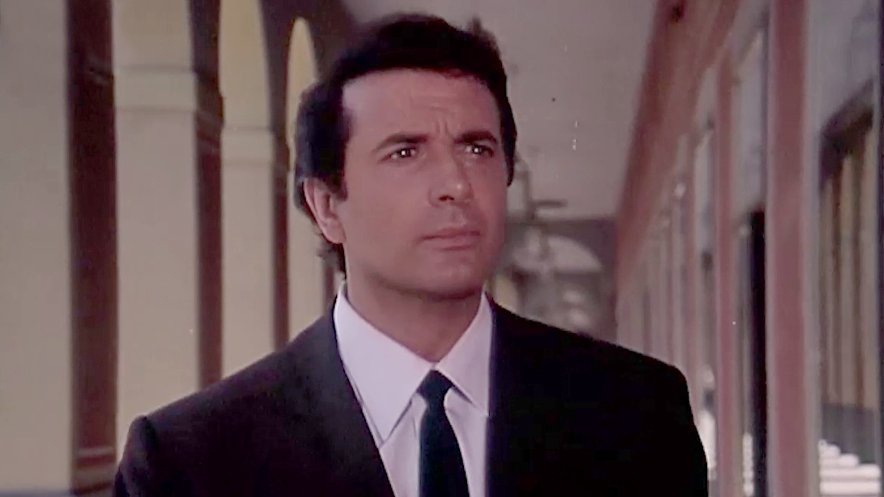 Franco Corelli introduces himself 📺 1969 (interlude scenes with German narration)