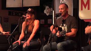 Paul Thorn & Bonnie Bishop: He's a battle axe chords