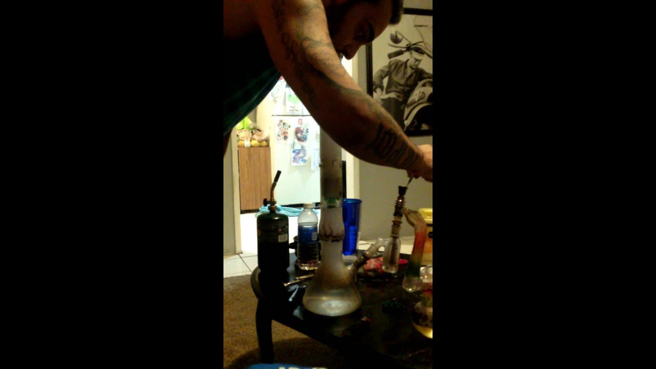 Must see. Huge bong wax hits. check this out.