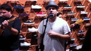 Mariachi El Bronx - Fallen (Acoustic) @ The Vans Store Brighton chords