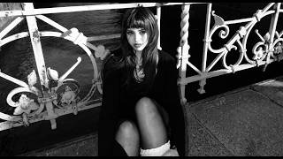 Ella Rey – The Lantern