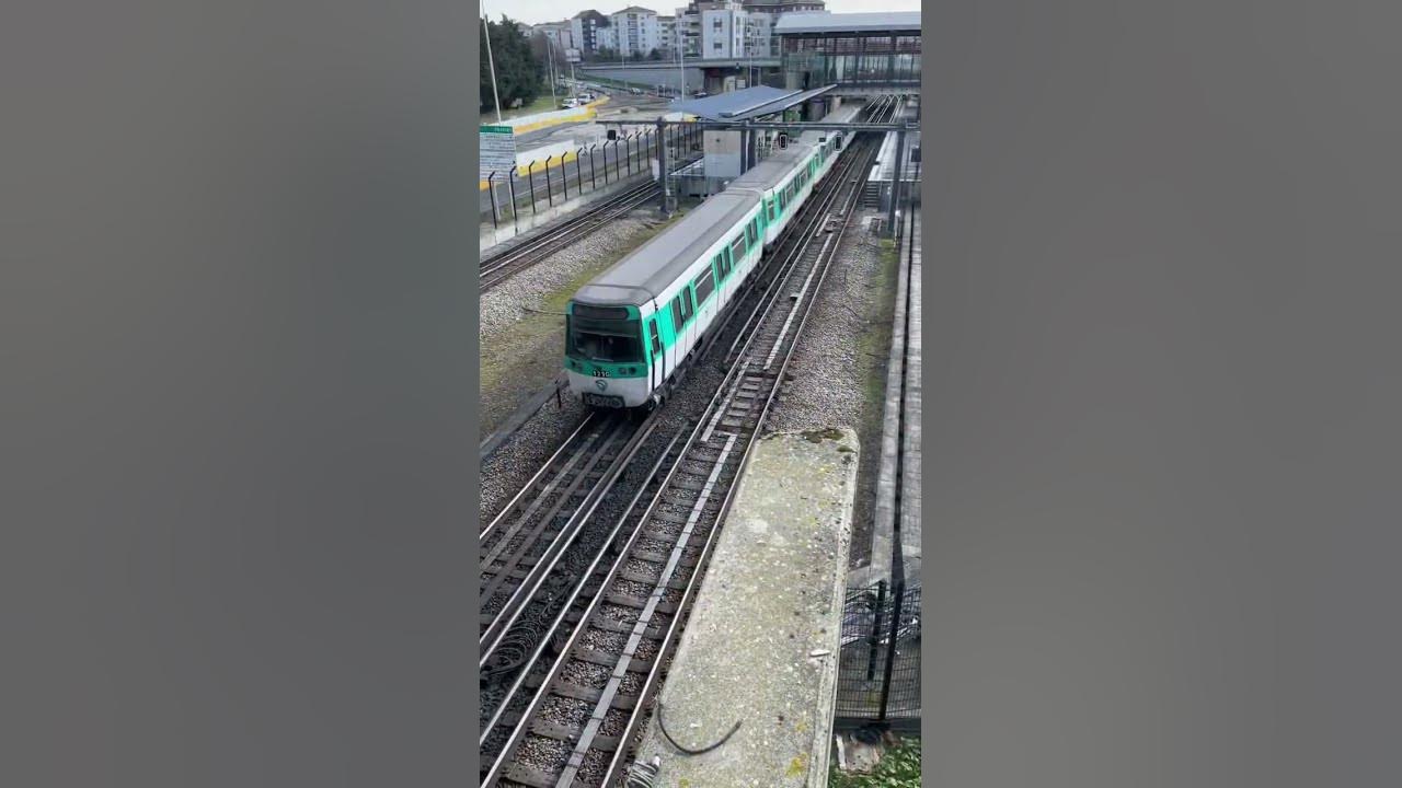 Instant métro départ d’un MF77 Ligne 8 (Créteil Pointe du Lac) YouTube