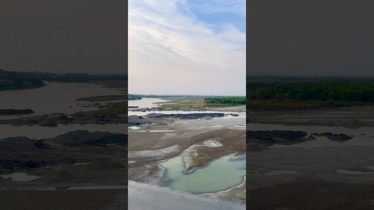 Indus River and Kabul River Meet at Attock.|