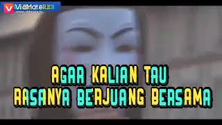 Dj oi adek berjilbab ungu