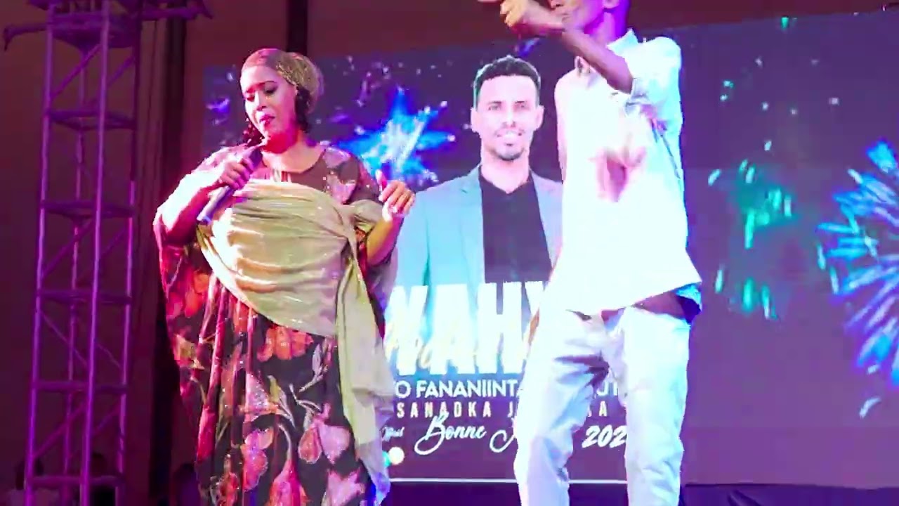 AYAAN UBAX SOOMAHOYDO XASUUSTII XABIIBA BALBALAAF YAHYE ABDILQADIR SHOW 2016