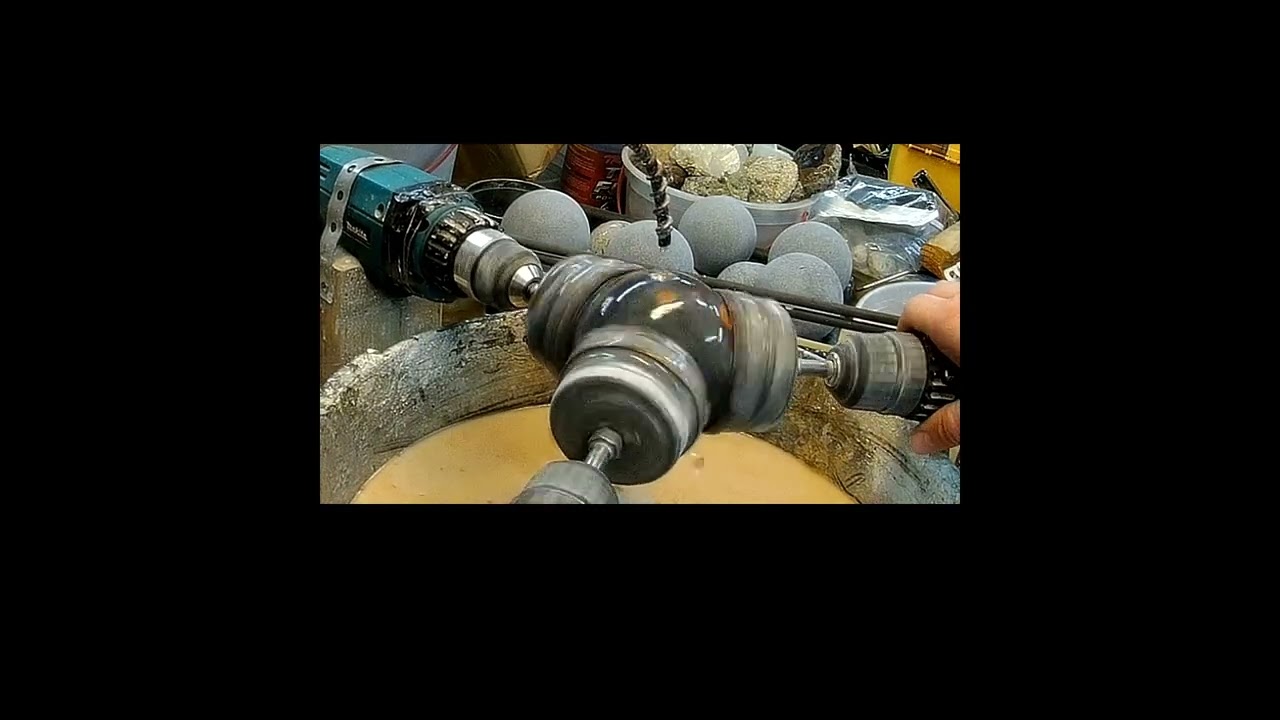 Grinding obsidian preform round