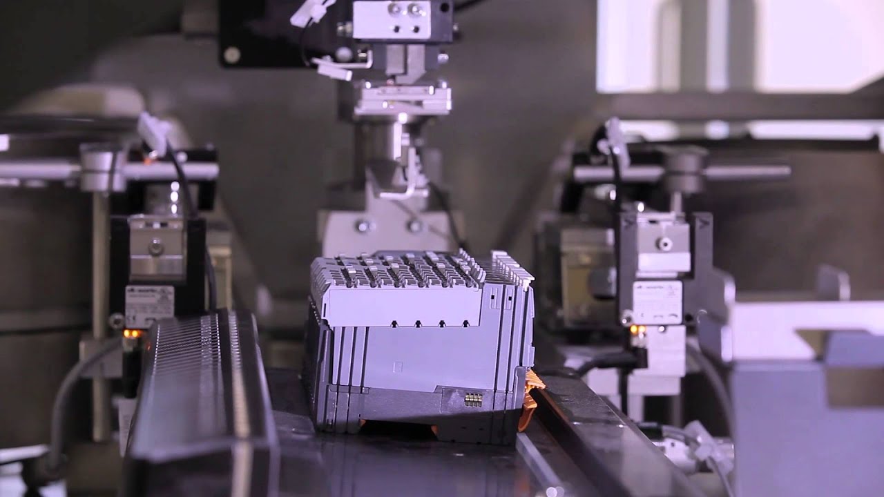 Customized assembly of B&Rs X20 system - YouTube