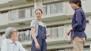 蒼井優が同級生・中村倫也とばったり再会！映画『長いお別れ』本編映像
