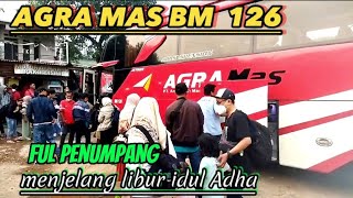 gak di ragukan lagi Penumpang bus agra mas BM 126 membludak