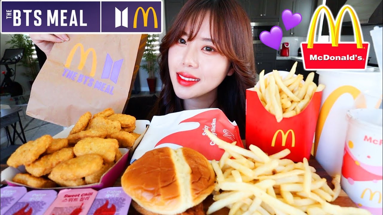 MCDONALD'S NEW BTS MEAL REVIEW & MUKBANG 먹방 Chicken Nuggets, Fries, Chicken Sandwich, Oreo McFlurry