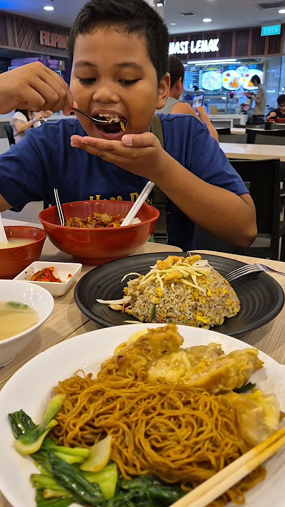 #foodies #hawker #singapore #yummy #musttry #noodles #dumplings #kimchi #rice #food #localfood