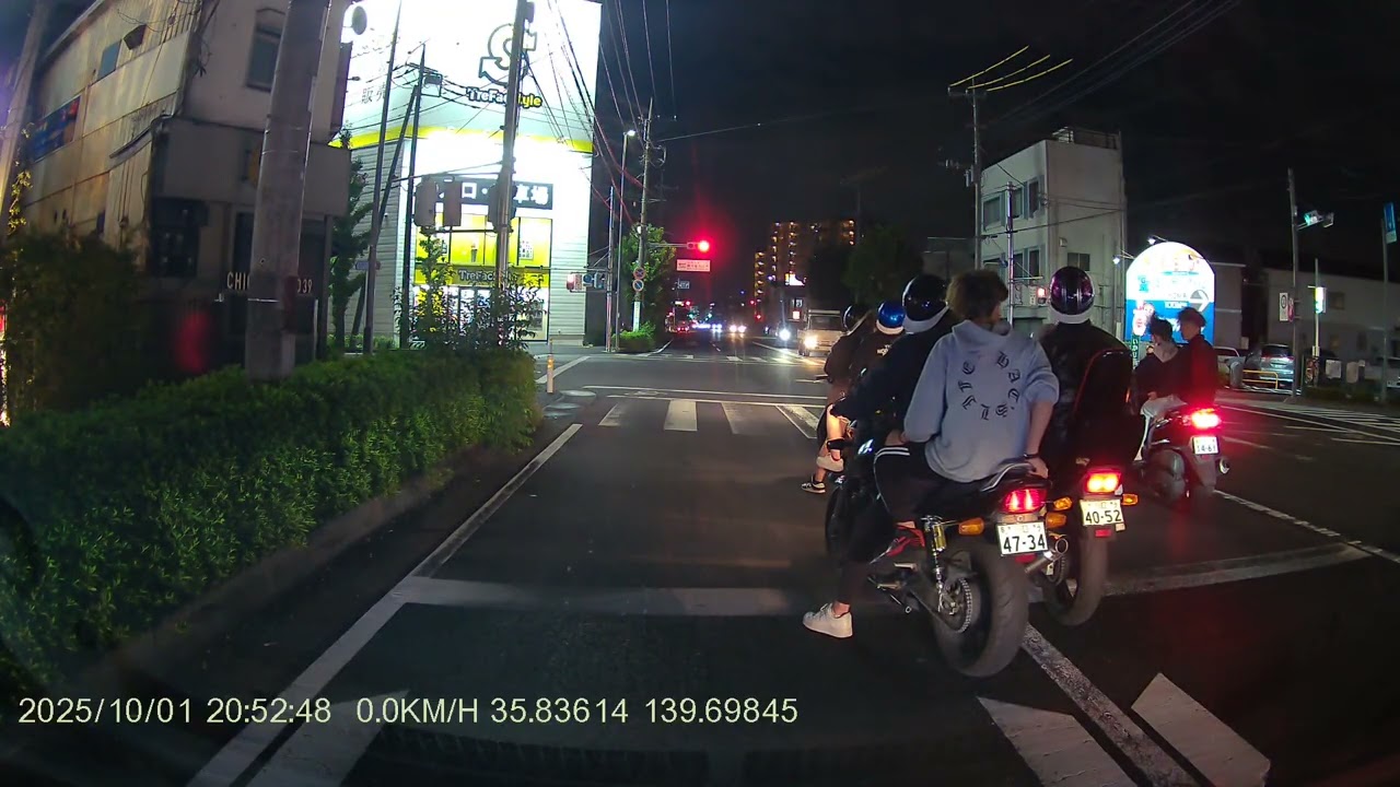 【ノーヘル】2025年10月1日埼玉県川口市の珍走団（暴走族）【ナンバーなし】