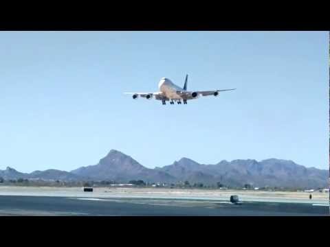rolls-royce-trent-1000-test-747-at-tuscon-international-airport
