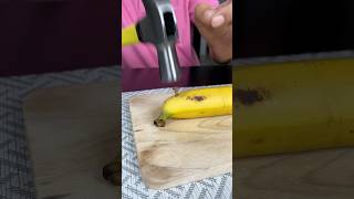 How To Cut A Banana 😎