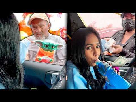 Le compramos todo a los vendedores ambulantes