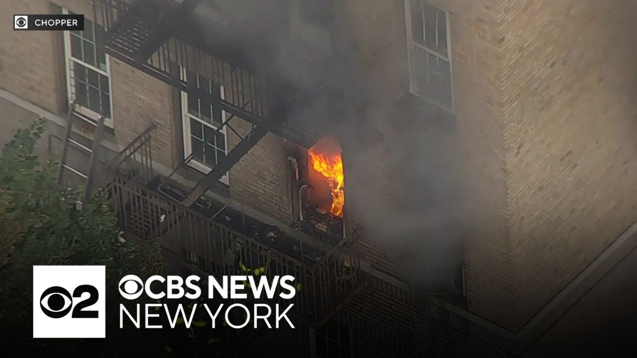 Several hurt after fire rips through Bronx apartment building - YouTube