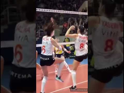 bloked saliha sahin #shorts#volleyball#salihasahin