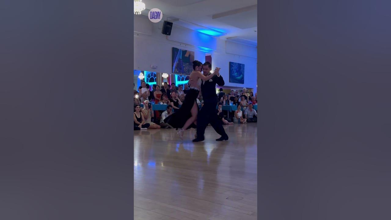 Yanina Quiñones & Neri Piliu dancing to "Milonga del ‘83" by La Juan D’Arienzo at TOTR 2024 (1/11)