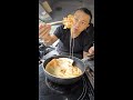【トラック飯】フライパンでビザを焼けるのか⁉︎ #shorts