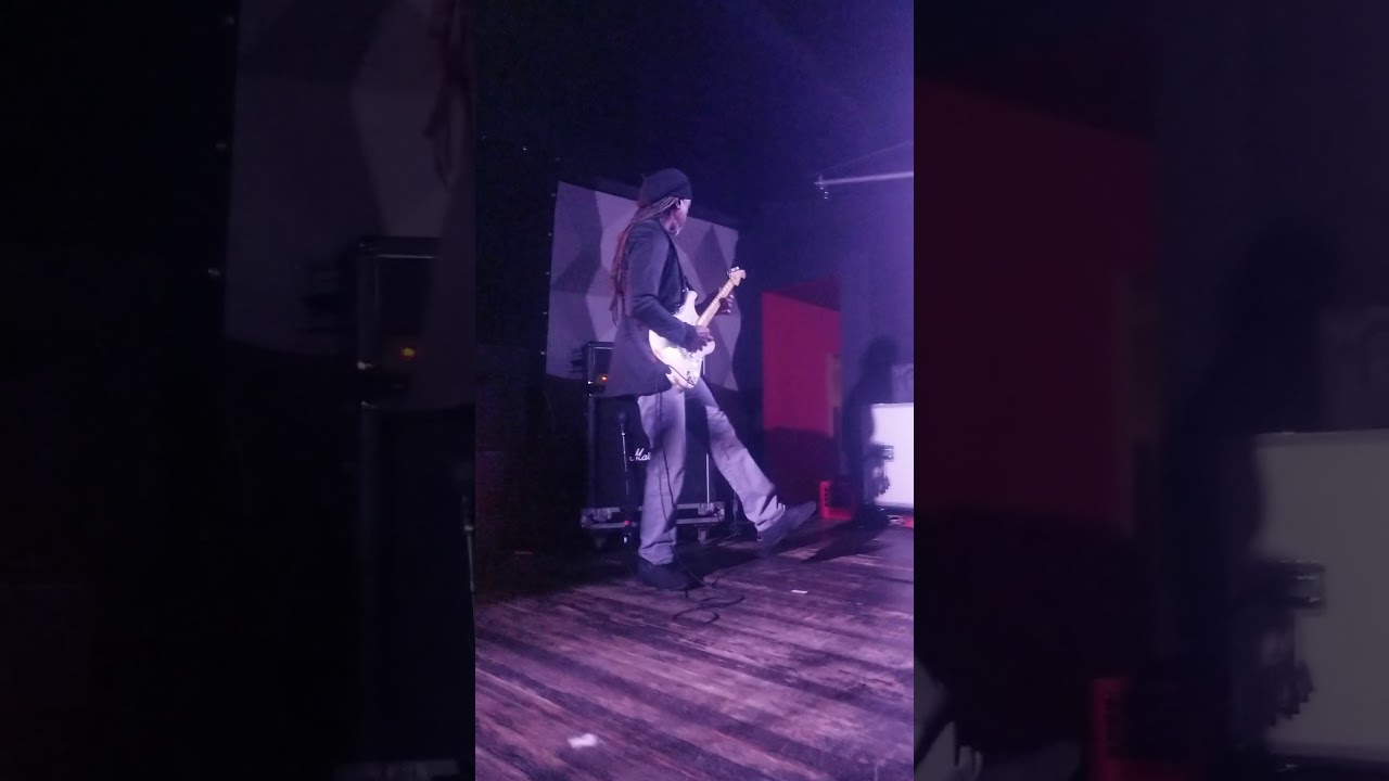 Death Let the World Turn live in Chicago