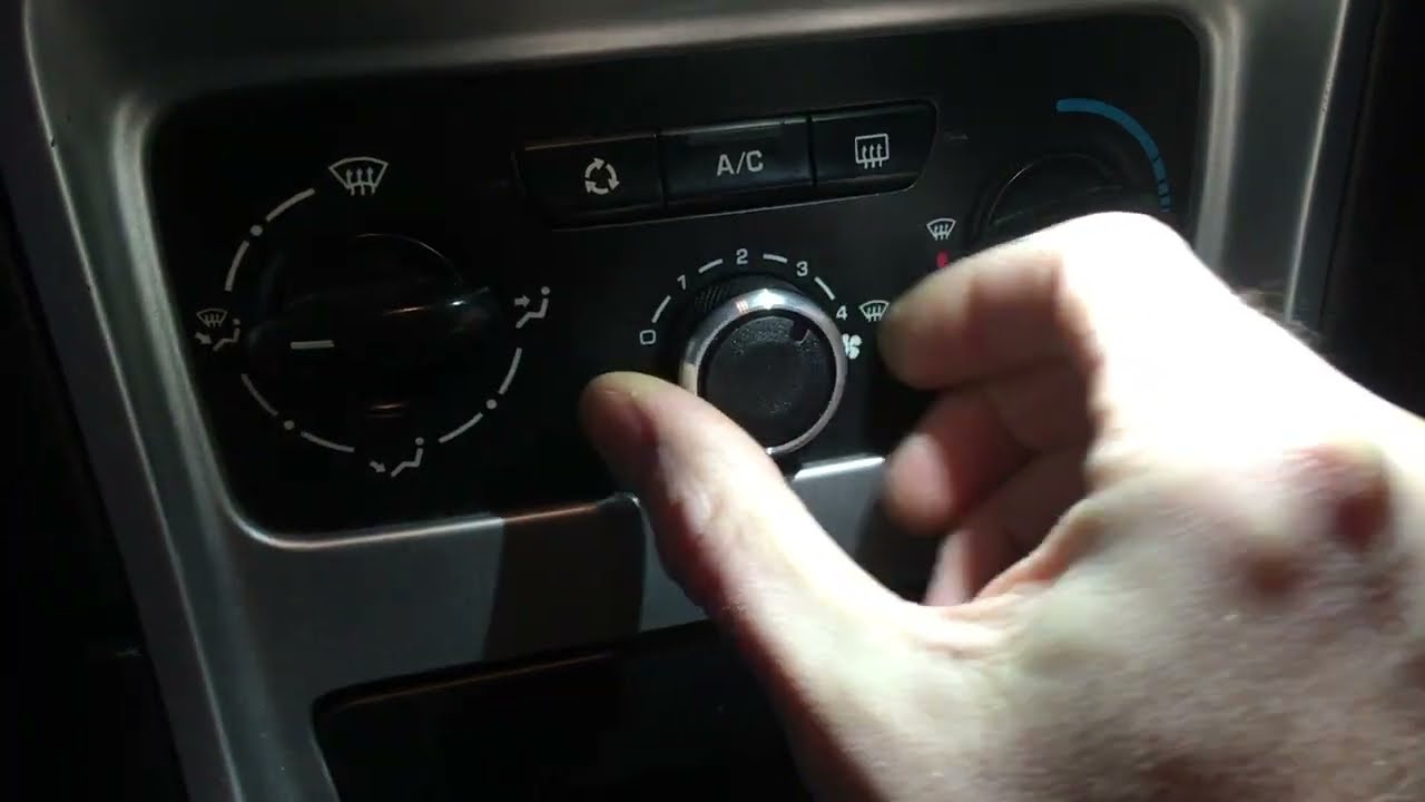 Не горит подсветка климата пежо 307