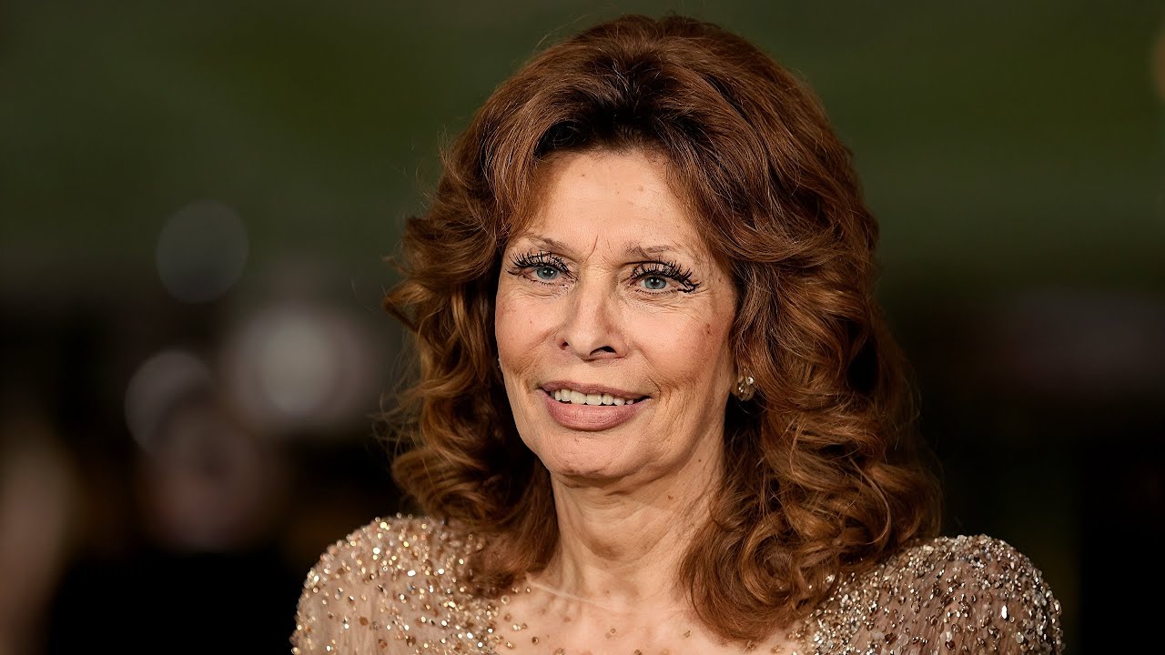Sophia Loren Finally Speaks Up About Cary Grant—The Truth at Last!