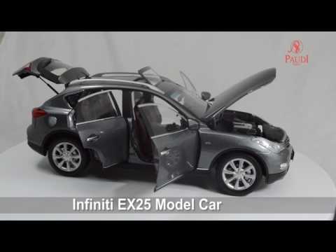 1:18 scale infiniti