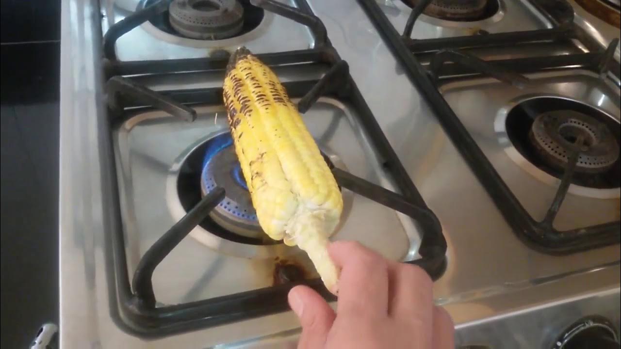 Roasting of Corn on Gas Stove Roasted Corn on the Cob. YouTube