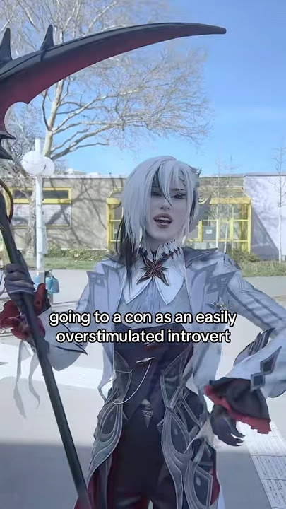 I love cons so much but my social battery runs out so fast 😭💔#arlecchino #genshinimpact #cosplay