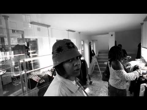   موزیک ویدیوی رسمی