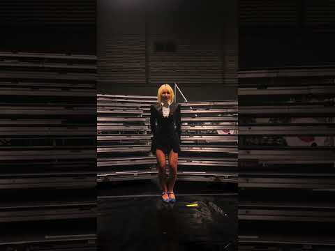 Video Sabrina Carpenter rehearsing for her 2025 GRAMMYs performance