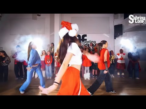 🎅🎄ℳℰℛℛ𝒴 𝒞ℋℛℐ𝒮𝒯ℳ𝒜𝒮🎄🎅 @SabrinaLonis