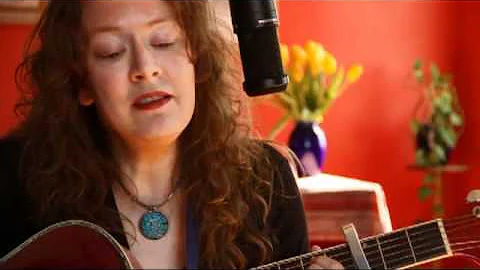 Heather Chappell - Silent Night (The Moon a Bullet...