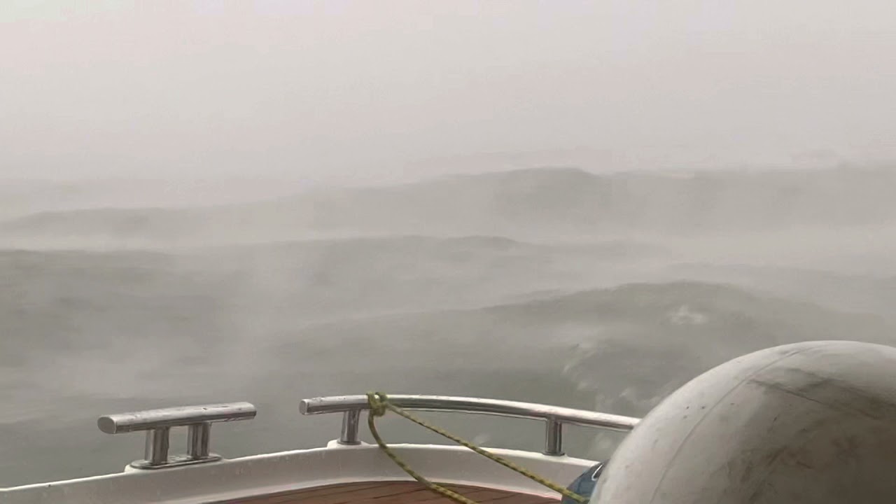 Шторм Тольятти. Попали в шторм на Куйбышевском водохранилище. 20.07.2021