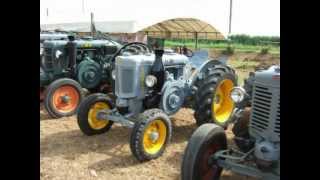 Compilation foto di trattori d'epoca-Compilation of old tractors