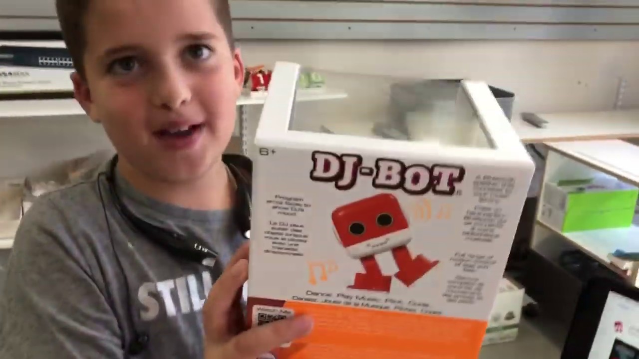 DJ Bot Unboxing and Demo by 9 year-old Jacob! - YouTube