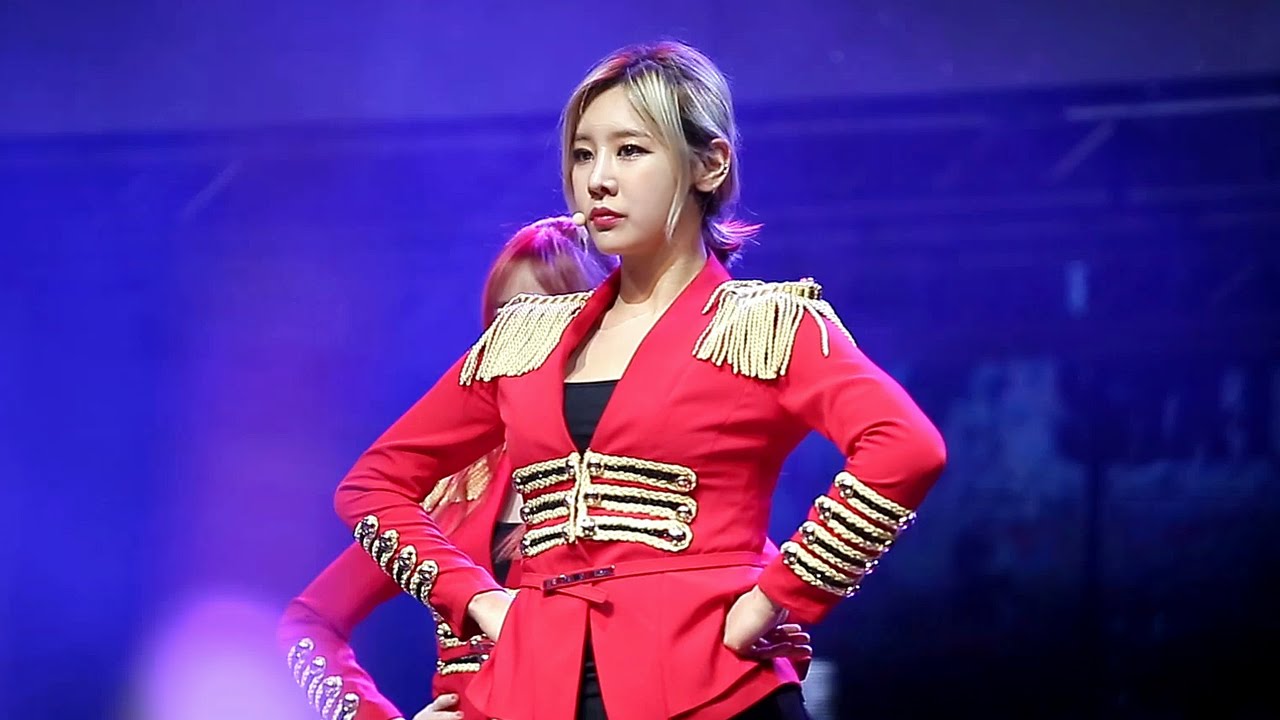 160219 MUSE IN THE CITY 나인뮤지스 성아 Sixth Sense (BEG cover) 직캠