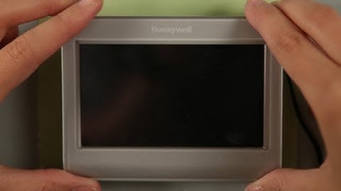 CNET How To - How to install the Honeywell WiFi connected thermostat