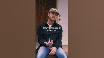 Thumbnail of This song's for the girls wasting their time on walking 🚩🚩🚩