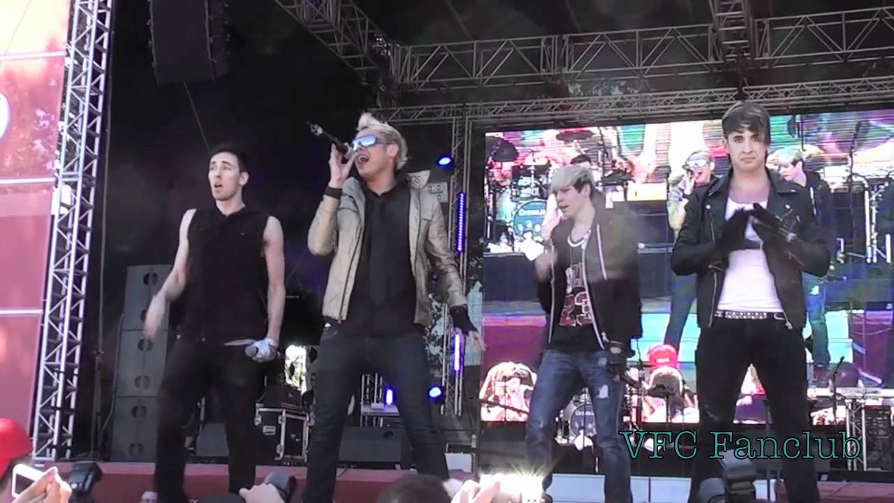 Varsity Fanclub - Set me off / Get U off @ Rewe Family Hamburg