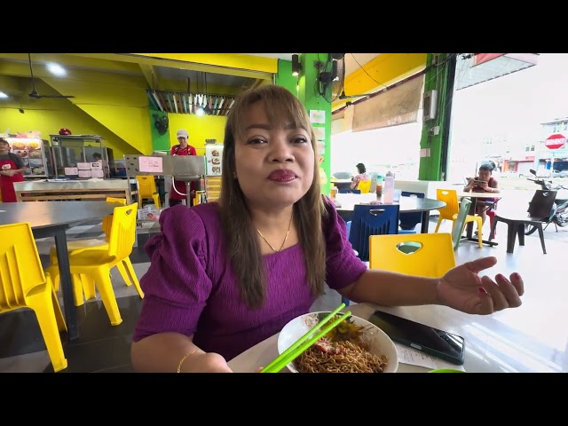 Makan Malam Di Sarikei Dan Suasana Pagi Di Sarike // Sarapan Pagi Kolo Mee..// class=