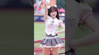 多慧小貓又被聲音嚇到自己都覺得好笑😂@lee_dahye #이다혜 #李多慧 #치어리더 #cheerleader#cpbl#味全龍 #中華職棒#啦啦隊 #baseball#棒球#台湾野球チア