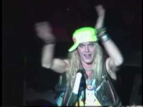 Poison - (Academy) New York City, NY 11.19.90 (Master HD)