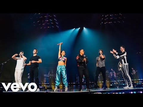 Sebastián Yatra, Daddy Yankee, Natti Natasha - Runaway ft. Jonas Brothers ( EN VIVO ) Concierto