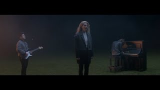 Смотреть клип London Grammar - Nightcall