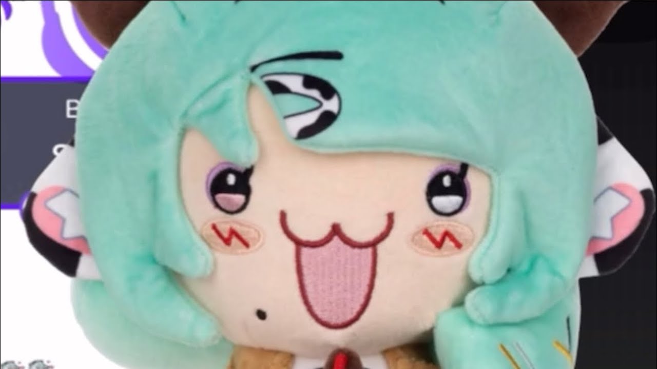 Crelly reveals her fishing plush! - YouTube