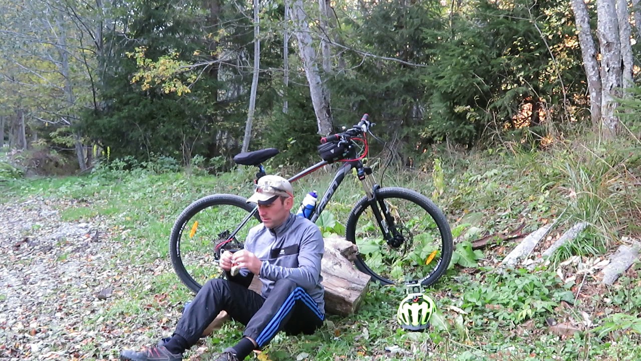 Cu bicicleta pe Latoriţa upload image