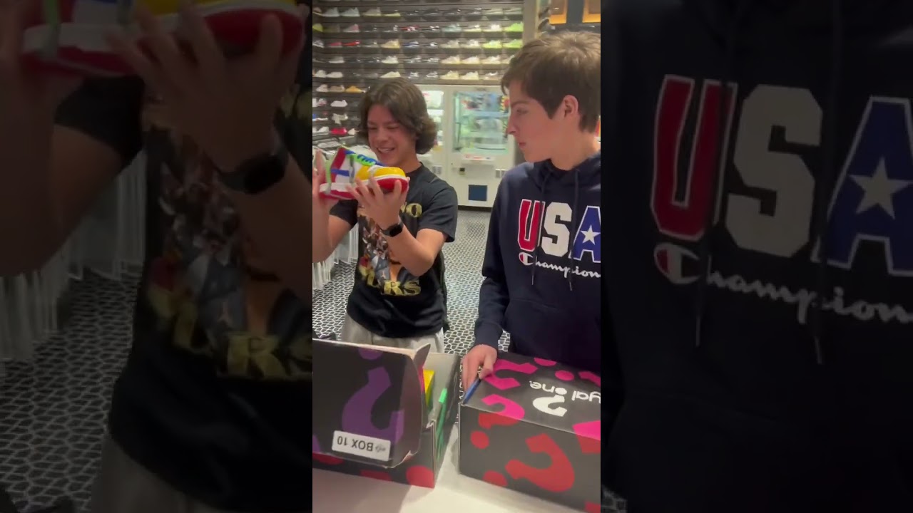 Opening a $300 Royal One mystery box live in Las ￼Vegas